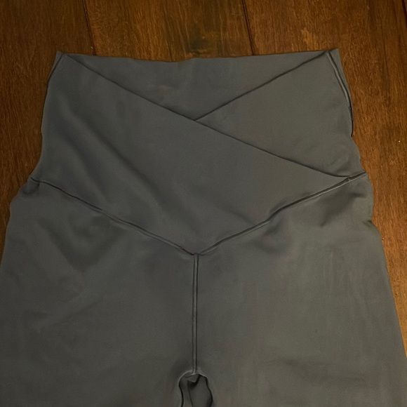Blue aerie crisscross leggings - Picture 1 of 3